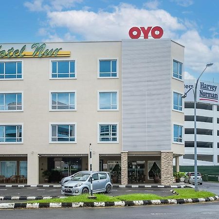 Super Oyo 985 Hotel Nur Miri Eksteriør bilde