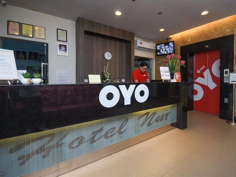 Super Oyo 985 Hotel Nur Miri Eksteriør bilde