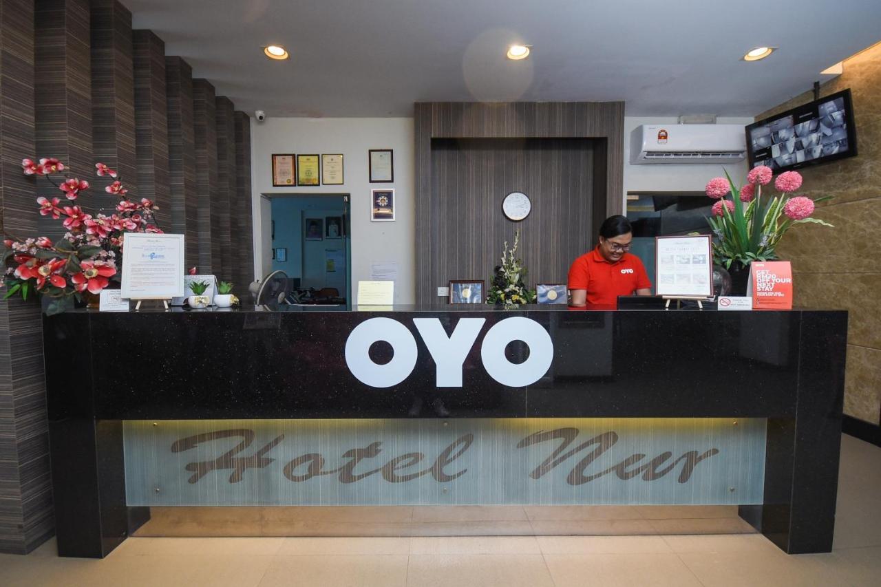 Super Oyo 985 Hotel Nur Miri Eksteriør bilde